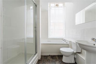242 1F1 Canongate, Edinburgh, EH8 8AB - image 16