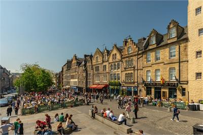 242 1F1 Canongate, Edinburgh, EH8 8AB - image 22