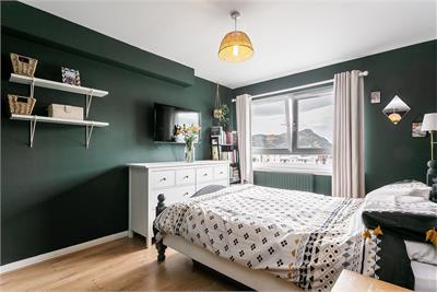 Flat 14, 12 Hawkhill Close, Edinburgh, EH7 6FH - image 9