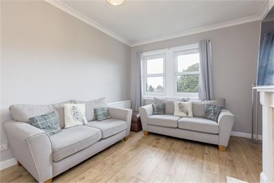52/5 Boswall Avenue, Edinburgh, EH5 2EB - image 3