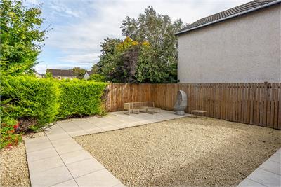 138 Gyle Park Gardens, Edinburgh, EH12 8NU - image 24