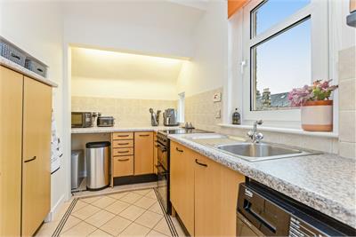 94 Balgreen Road, Balgreen, Edinburgh, EH12 5UB - image 5
