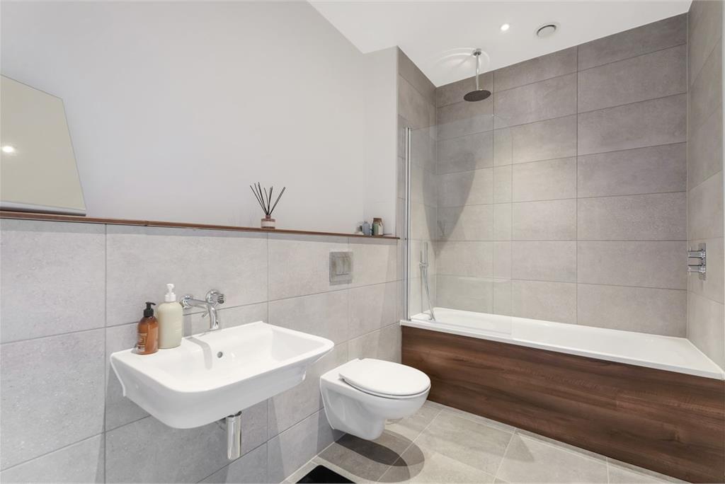 54 The Depot,
Winterthur Lane,
Dunfermline,
KY12 9FY - image 16