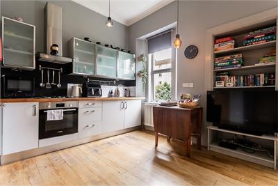 9/2 Pilrig Cottages, Edinburgh, EH6 5DF - image 6
