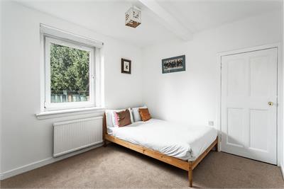 2/2 Hutchison Medway, Edinburgh, EH14 1QW - image 12