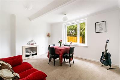 2/2 Hutchison Medway, Edinburgh, EH14 1QW - image 3
