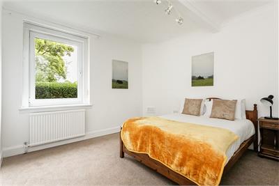2/2 Hutchison Medway, Edinburgh, EH14 1QW - image 9