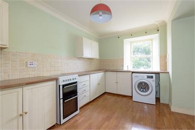 Flat 3, 7 Manor House, The Square, East Linton, EH40 3AD - image 4