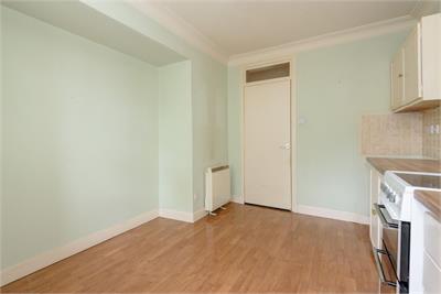 Flat 3, 7 Manor House, The Square, East Linton, EH40 3AD - image 5