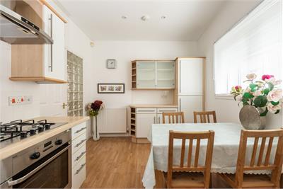 6/1 Lochend Close, Edinburgh, EH8 8BL - image 7
