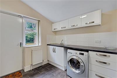 52 St. Andrews Drive, Pollokshields, Glasgow, G41 5HF - image 23