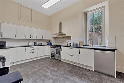 52 St. Andrews Drive, Pollokshields, Glasgow, G41 5HF - image 26