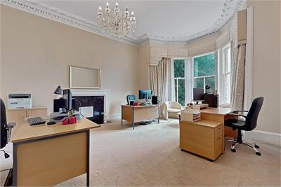 52 St. Andrews Drive, Pollokshields, Glasgow, G41 5HF - image 9
