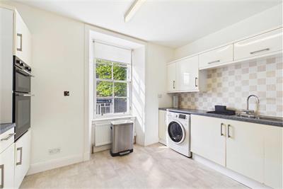 17 Argyle Street, St. Andrews, KY16 9BX - image 3