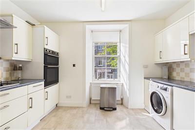 17 Argyle Street, St. Andrews, KY16 9BX - image 5