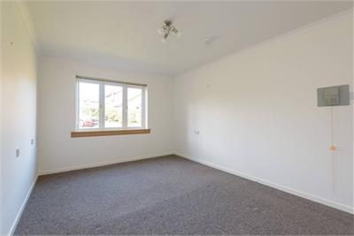 12 Sainthill Court, North Berwick, EH39 4RL - image 3