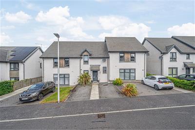 40 Acremoar Drive, Kinross, KY13 8RE - image 2