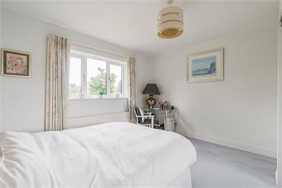 16/3 Cramond Road North, Edinburgh, EH4 6JE - image 16
