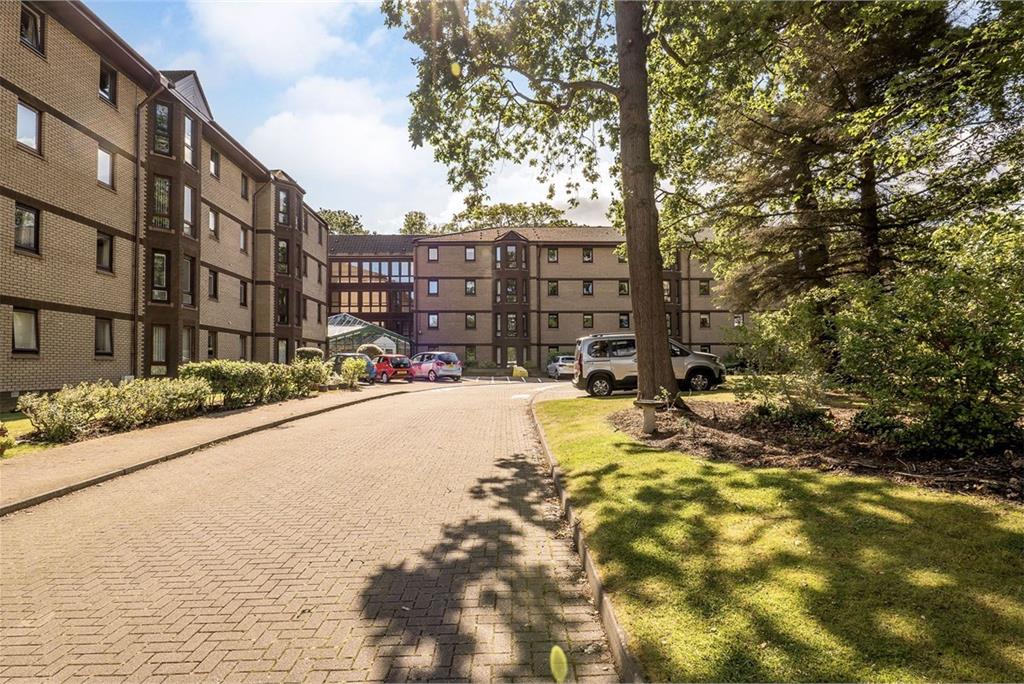 77/20 Barnton Park View, Barnton, Edinburgh, EH4 6EL - image 1