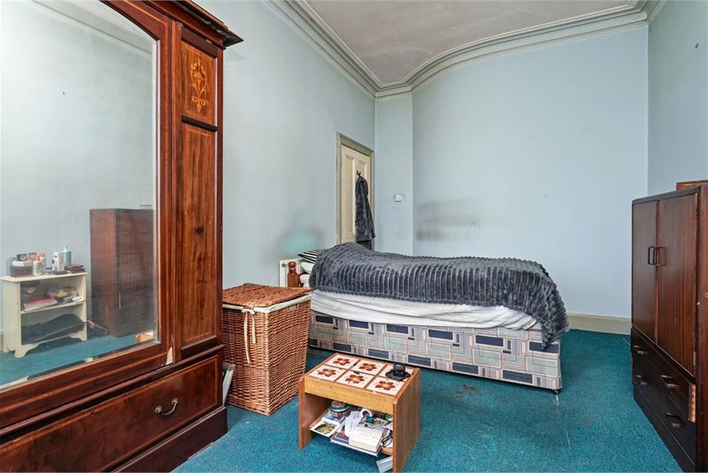 58 (3F2), Strathearn Road, Marchmont, Edinburgh, EH9 2AD - image 12