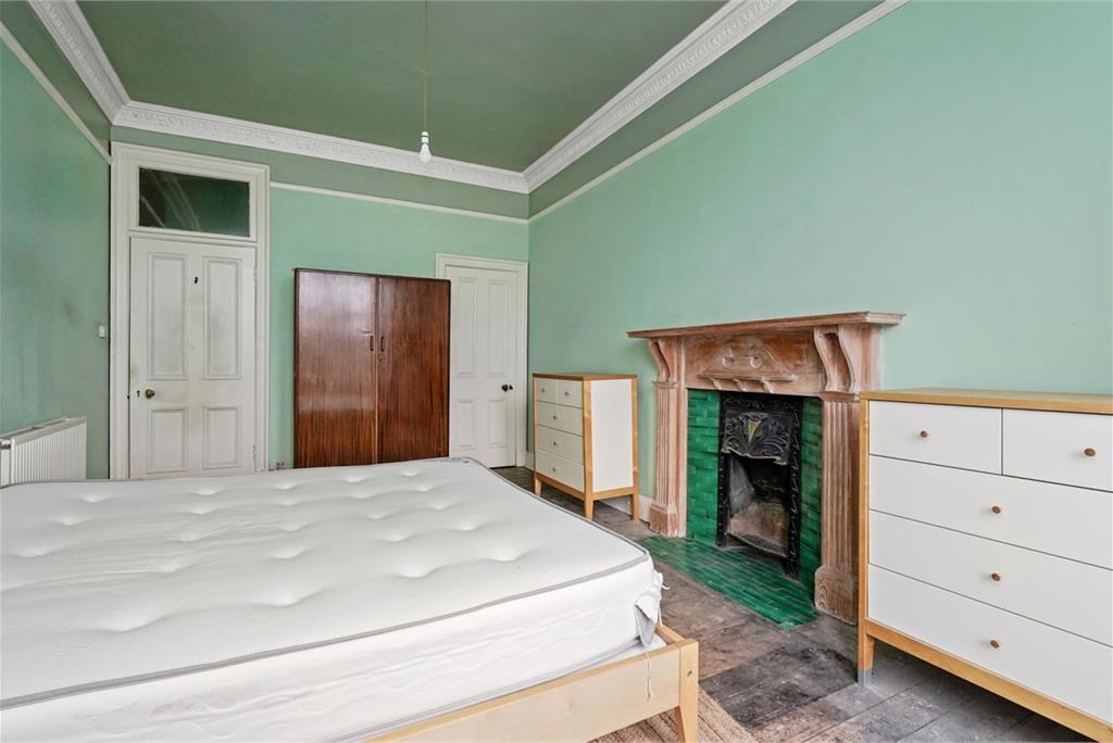 58 (3F2), Strathearn Road, Marchmont, Edinburgh, EH9 2AD - image 9