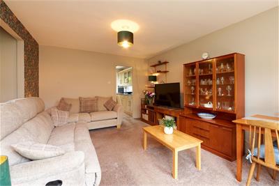 40 Bevan Grove, Johnstone, PA5 8TP - image 3