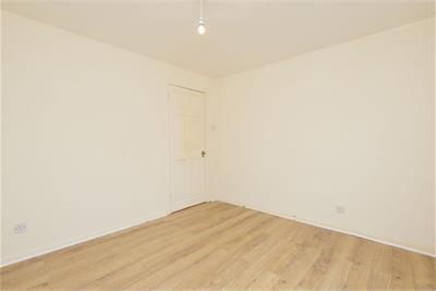 Flat 1, 12, Oxgangs Farm Gardens, EDINBURGH, EH13 9QE - image 26