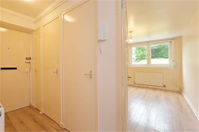 Flat 1, 12, Oxgangs Farm Gardens, EDINBURGH, EH13 9QE - image 38