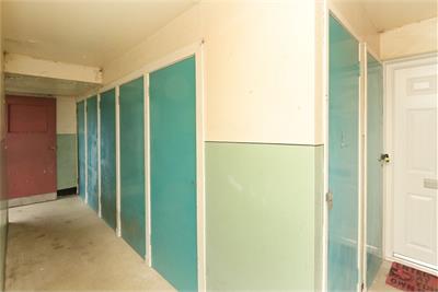 Flat 1, 12, Oxgangs Farm Gardens, EDINBURGH, EH13 9QE - image 40