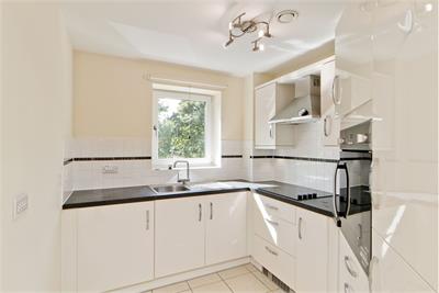 Flat 16, 21 Balcarres Street, Edinburgh, EH10 5JD - image 5
