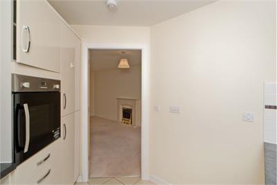 Flat 16, 21 Balcarres Street, Edinburgh, EH10 5JD - image 6