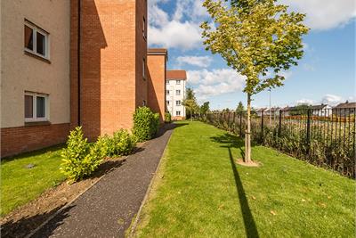 Flat 8, 34 Torwood Crescent, Edinburgh, EH12 9GJ - image 15
