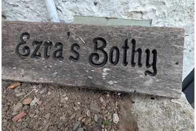 Ezra's Bothy, Carronbank, Carronbridge, Thornhill, DG3 5AX - image 10