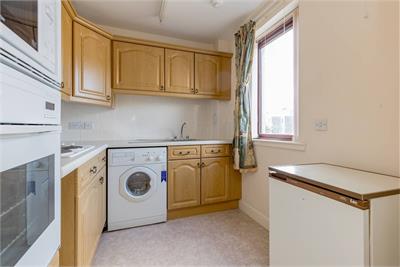 6/5 Roseburn Drive, Edinburgh, EH12 5NS - image 11