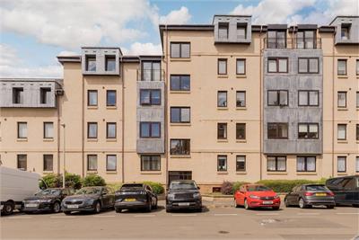 6/5 Roseburn Drive, Edinburgh, EH12 5NS - image 13