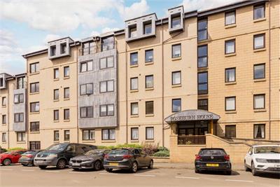 6/5 Roseburn Drive, Edinburgh, EH12 5NS - image 1