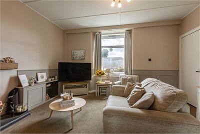 Blenheim Cottage, 2 Main Street, Stichill, Kelso, TD5 7TA - image 6
