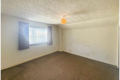 12 Drummilling Drive, West Kilbride, KA23 9BE - image 9