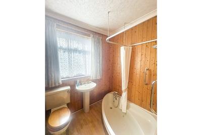 12 Drummilling Drive, West Kilbride, KA23 9BE - image 10