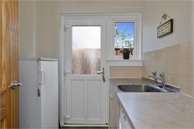 40 Newmills Crescent, Balerno, Edinburgh, EH14 5SX - image 12
