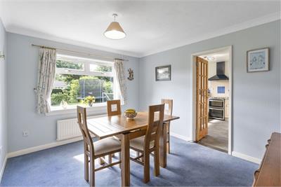 40 Newmills Crescent, Balerno, Edinburgh, EH14 5SX - image 4