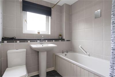 40 Newmills Crescent, Balerno, Edinburgh, EH14 5SX - image 10