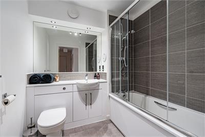 19/4 West Bowling Green Street, Edinburgh, EH6 5PQ - image 16