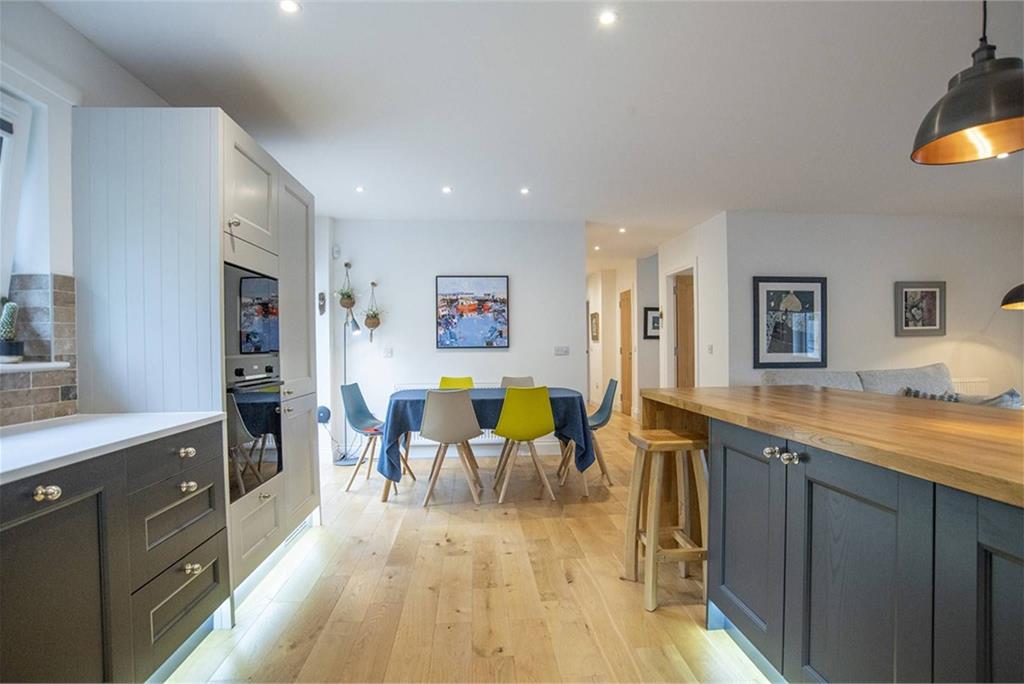20 Cluny Crescent, Aberfeldy, PH15 2FL - image 7