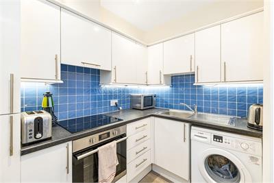 1 (2F3), Murieston Crescent, Dalry, Edinburgh, EH11 2LG - image 4