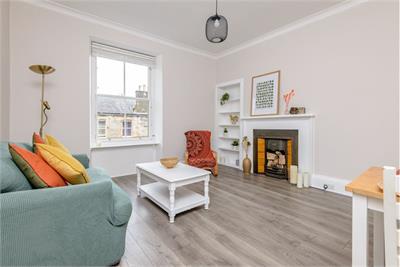3F1, 23 Blackwood Crescent, Newington, Edinburgh, EH9 1RA - image 2