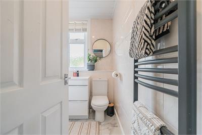24 Colinshiel Street, Bathgate, EH48 2AS - image 21