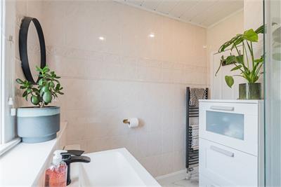 24 Colinshiel Street, Bathgate, EH48 2AS - image 22