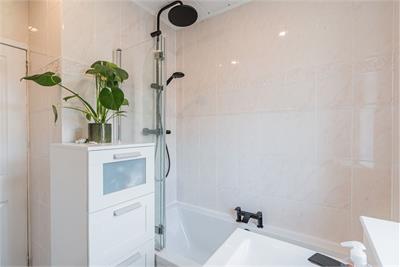 24 Colinshiel Street, Bathgate, EH48 2AS - image 23