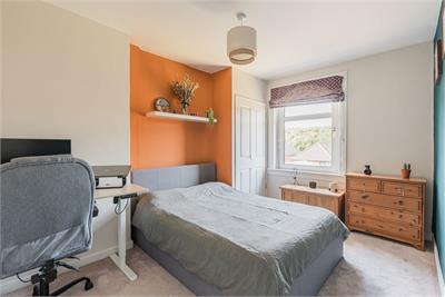24 Colinshiel Street, Bathgate, EH48 2AS - image 5